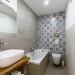 Deluxe Dobrila Apartment Kaštela