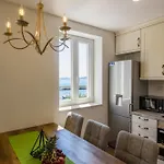 Apartment Deluxe Dobrila Kaštela