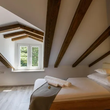 Apartamento Deluxe Dobrila *